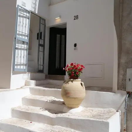 Chianca D L'ora - White Stone Ostuni