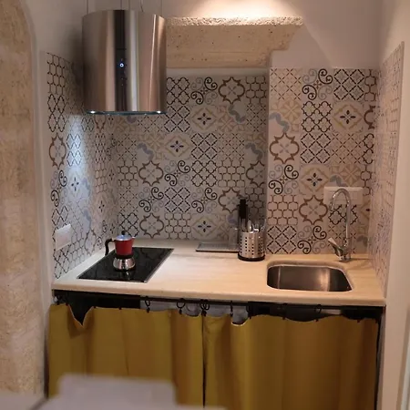 Chianca D L'ora - White Stone * Ostuni