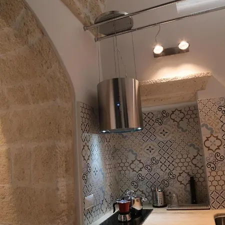 Chianca D L'ora - White Stone *